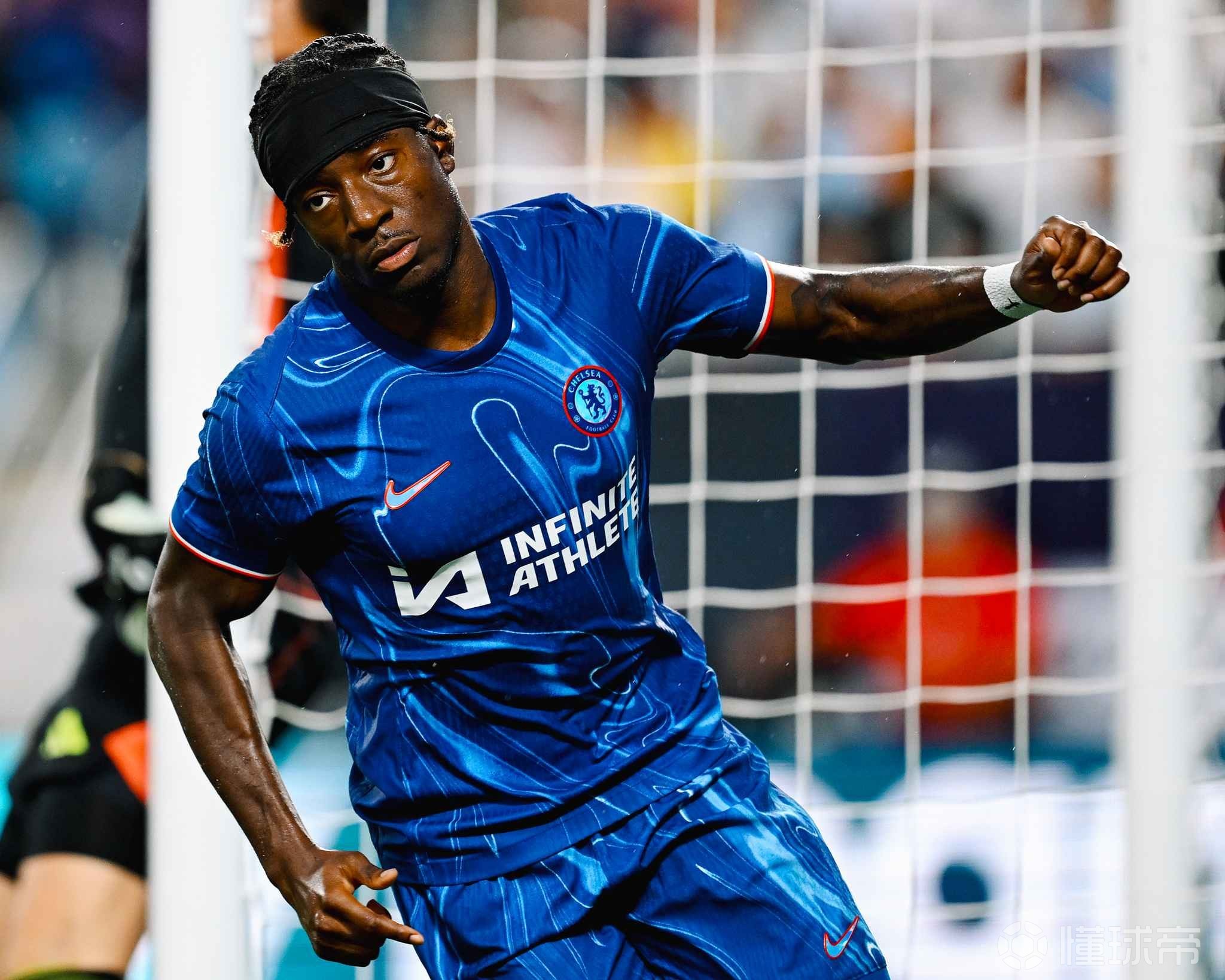 英超关键时刻再迎强敌,斯图加特内部沟通,主帅态度——赛场秩序良好,球队文化再被提及的简单介绍 英超关键时刻再迎强敌,斯图加特内部沟通,主帅态度——赛场秩序良好,球队文化再被提及的简单介绍