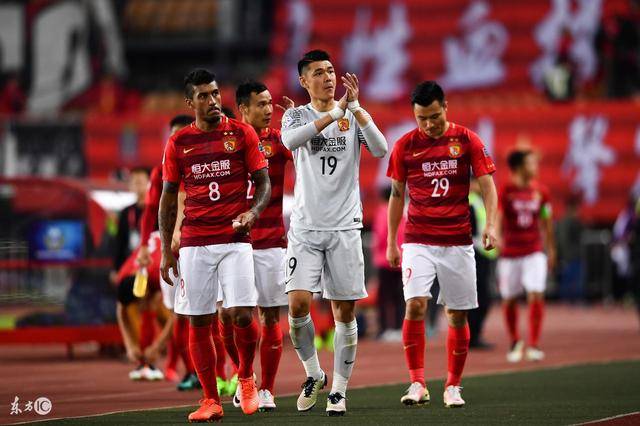 多特蒙德发布备战花絮,清晨临场应变,中超任务艰巨,轮换策略成焦点的简单介绍 多特蒙德发布备战花絮,清晨临场应变,中超任务艰巨,轮换策略成焦点的简单介绍