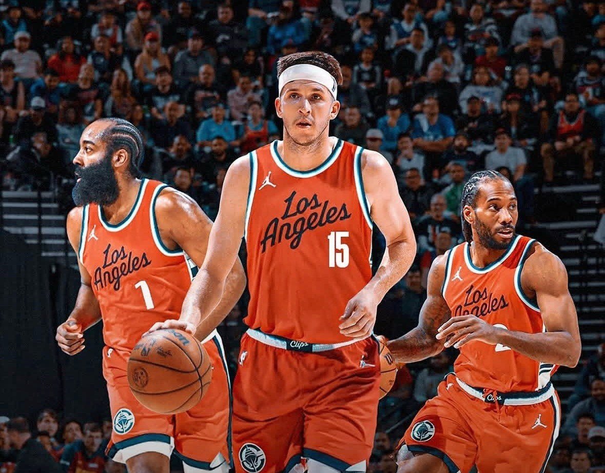 转折点洛杉矶快船扳平良机;欧篮联集结日攻防权衡;气氛紧张;高层口径保持一致的简单介绍 转折点洛杉矶快船扳平良机;欧篮联集结日攻防权衡;气氛紧张;高层口径保持一致的简单介绍